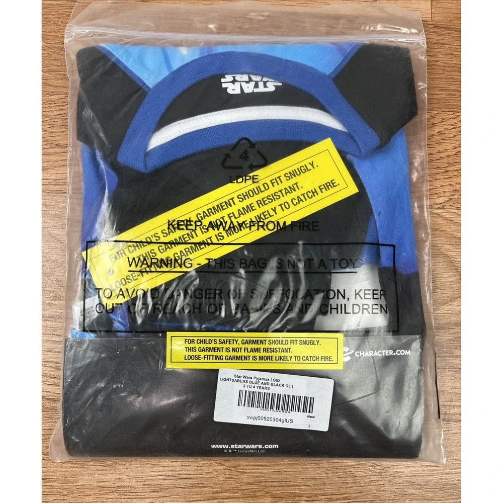 Star Wars‎ Lightsabers Kids 2 Piece Pajamas Set Size 4 Luke & Darth Vader NEW